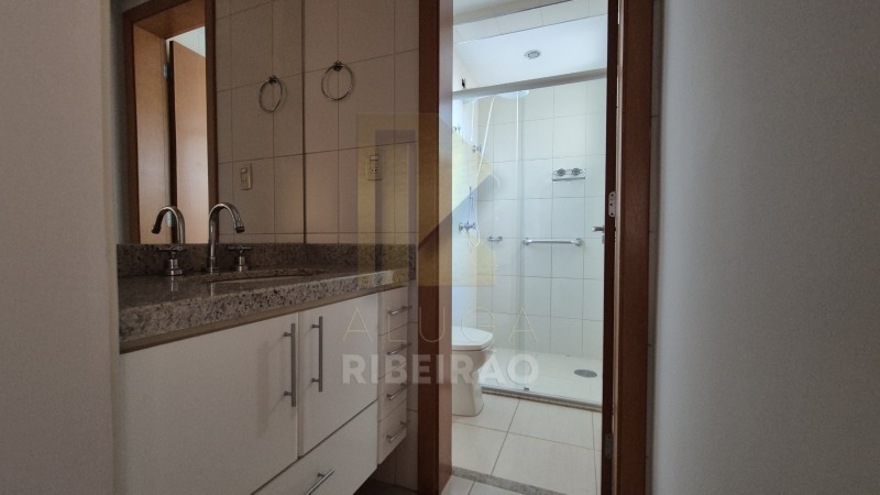 Apartamento para alugar com 3 quartos, 110m² - Foto 16