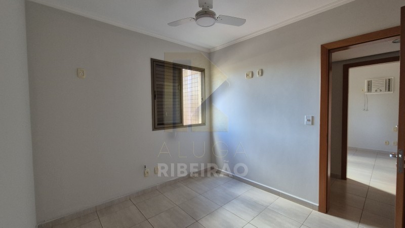 Apartamento para alugar com 3 quartos, 110m² - Foto 18