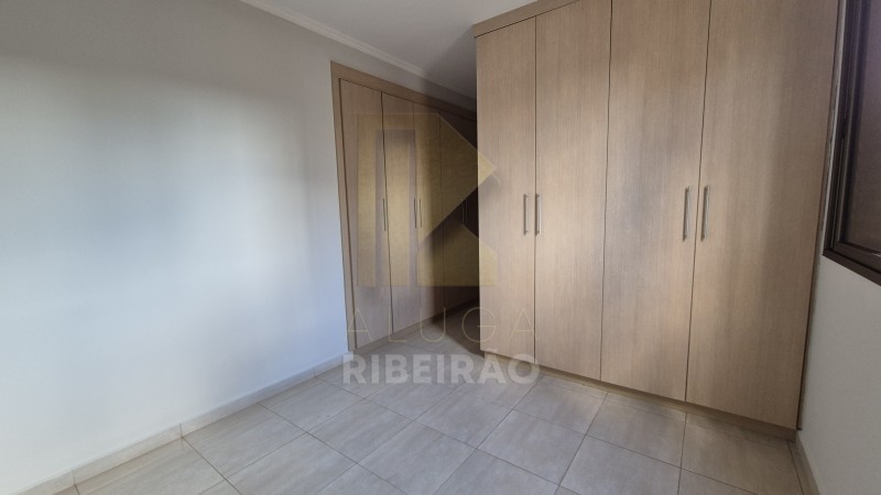 Apartamento para alugar com 3 quartos, 110m² - Foto 12