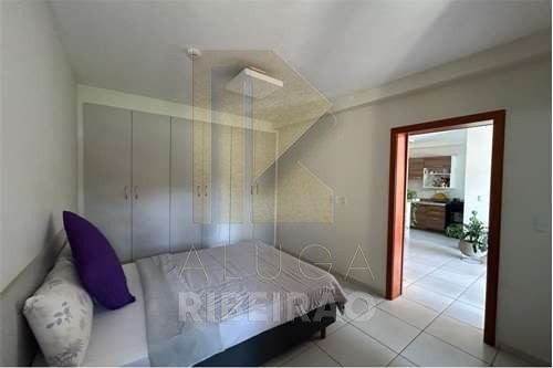 Apartamento para alugar com 1 quarto, 46m² - Foto 9