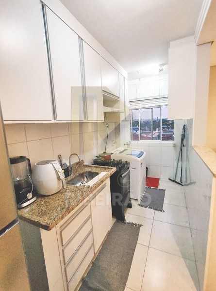 Apartamento à venda com 3 quartos, 58m² - Foto 3