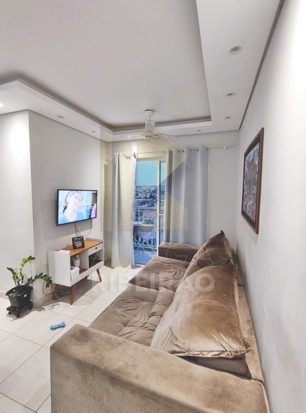 Apartamento à venda com 3 quartos, 58m² - Foto 2