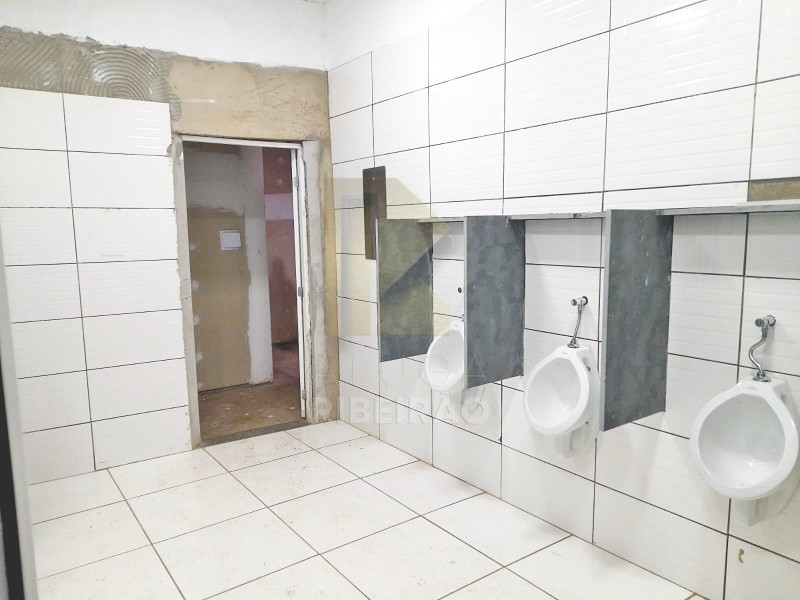 Depósito-Galpão-Armazém para alugar com 1 quarto, 2700m² - Foto 15