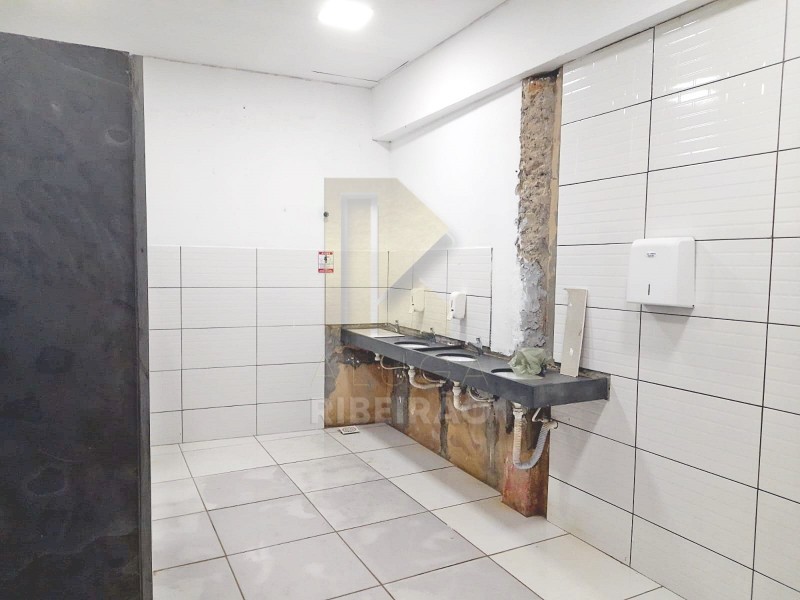 Depósito-Galpão-Armazém para alugar com 1 quarto, 2700m² - Foto 14