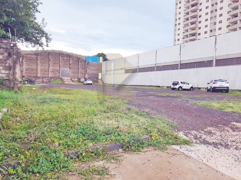 Depósito-Galpão-Armazém para alugar com 1 quarto, 2700m² - Foto 10