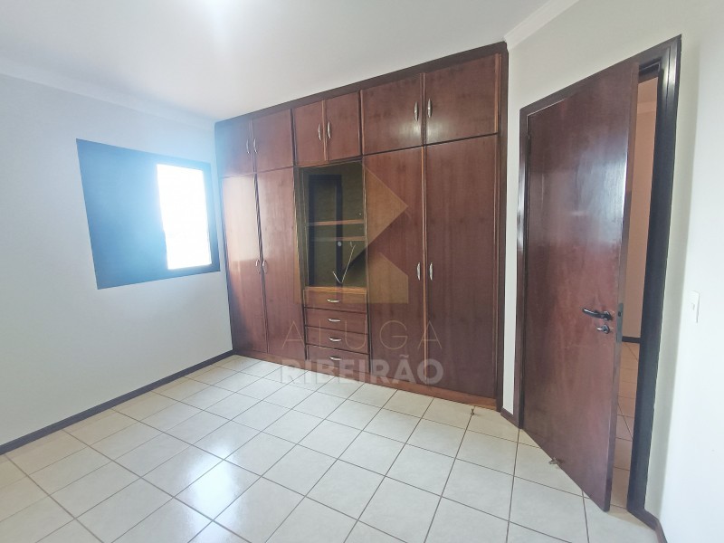 Apartamento para alugar com 3 quartos, 127m² - Foto 12