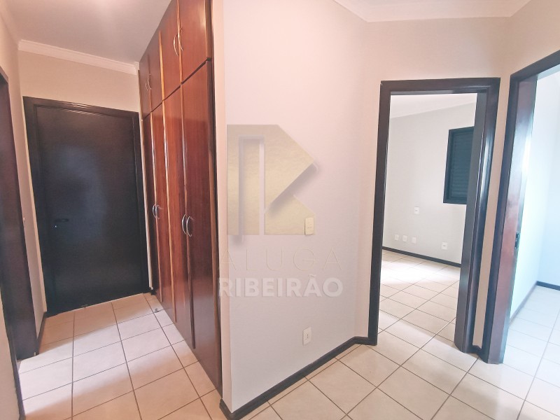 Apartamento para alugar com 3 quartos, 127m² - Foto 17