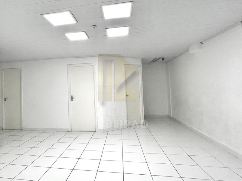 Prédio Inteiro para alugar com 1 quarto, 240m² - Foto 10