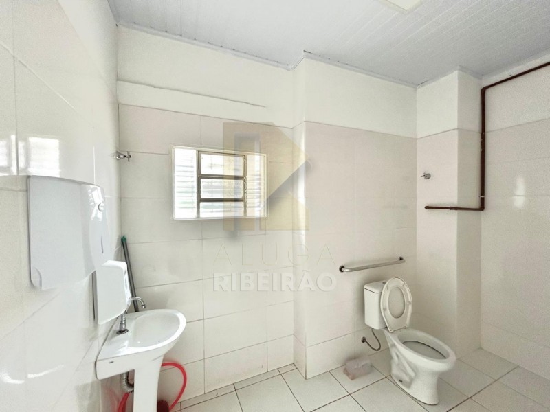 Prédio Inteiro para alugar com 1 quarto, 240m² - Foto 13