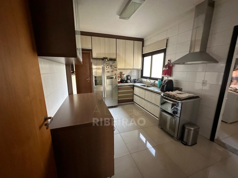 Apartamento para alugar com 3 quartos, 132m² - Foto 13