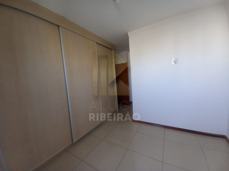 Apartamento para alugar com 3 quartos, 115m² - Foto 13