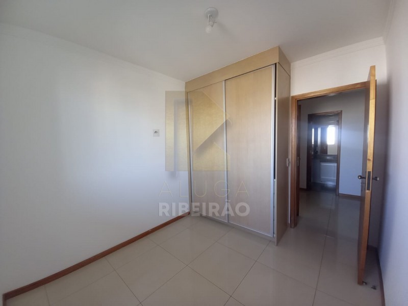 Apartamento para alugar com 3 quartos, 115m² - Foto 12