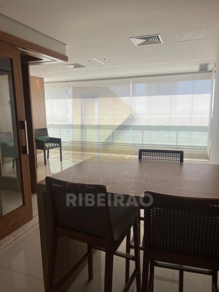 Apartamento para alugar com 4 quartos, 246m² - Foto 2