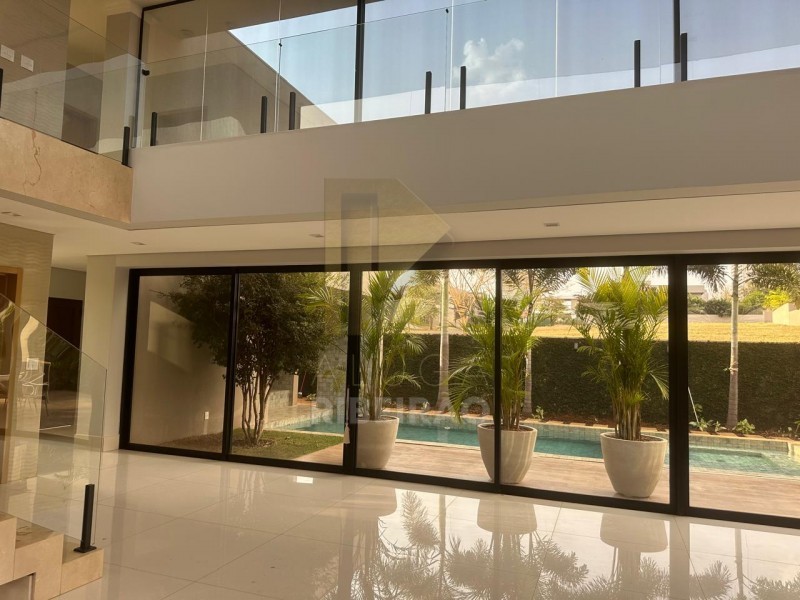 Casa para alugar com 4 quartos, 518m² - Foto 21