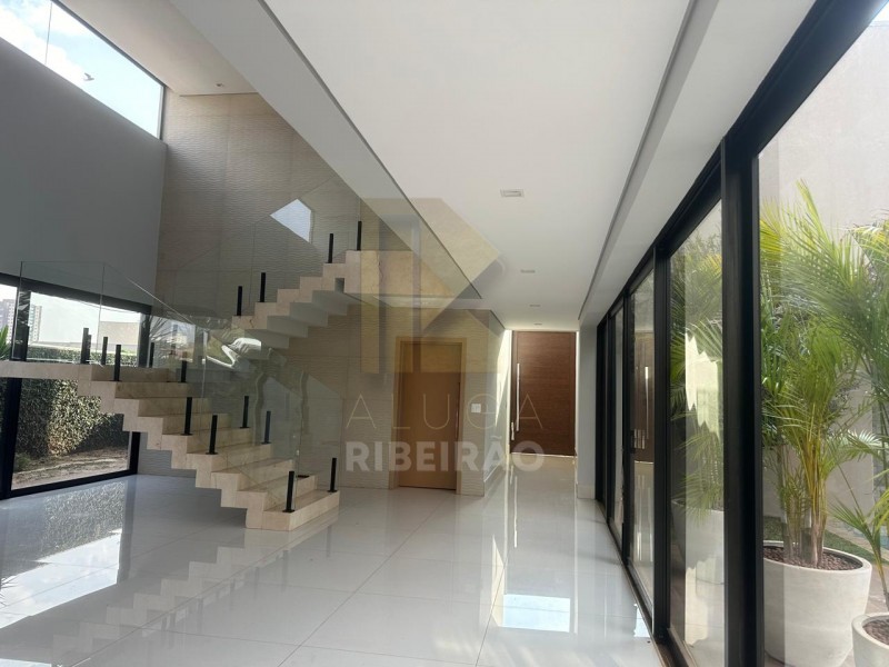 Casa para alugar com 4 quartos, 518m² - Foto 2