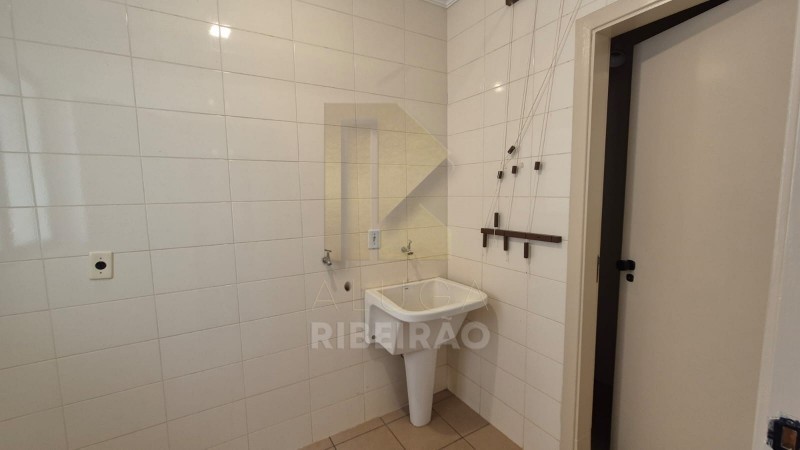 Apartamento para alugar com 3 quartos, 94m² - Foto 4