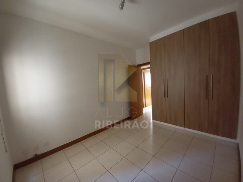 Apartamento para alugar com 3 quartos, 140m² - Foto 9