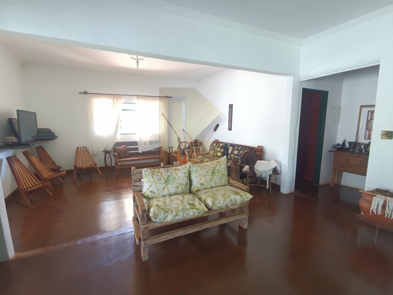 Fazenda à venda com 2 quartos, 2154m² - Foto 17