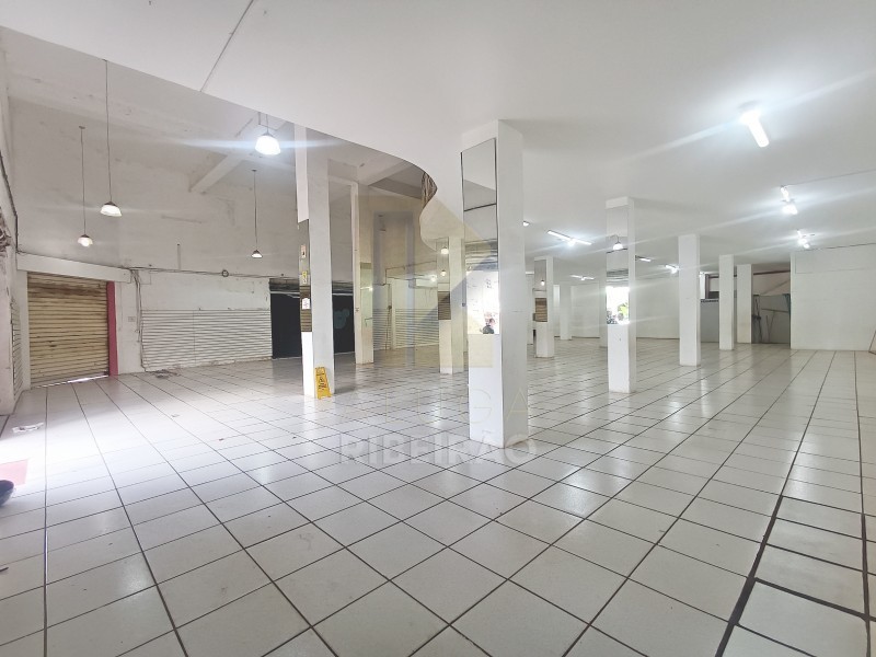 Prédio Inteiro para alugar com 1 quarto, 1000m² - Foto 3