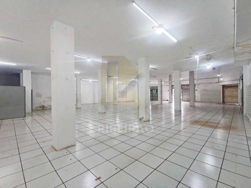 Prédio Inteiro para alugar com 1 quarto, 1000m² - Foto 4